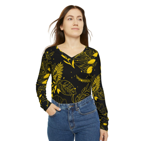 T-shirt with golden leaves