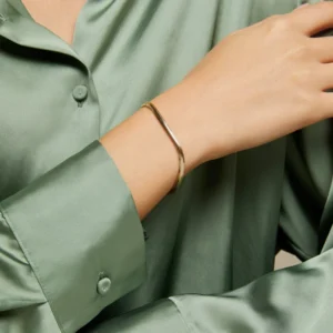 Gold snake chain bracelet