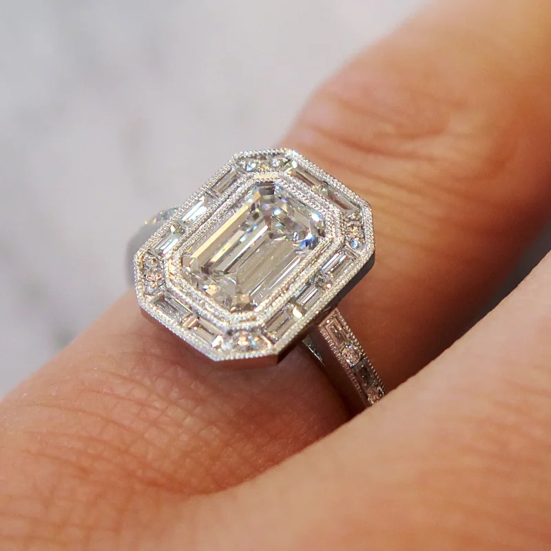 halo diamond engagement ring