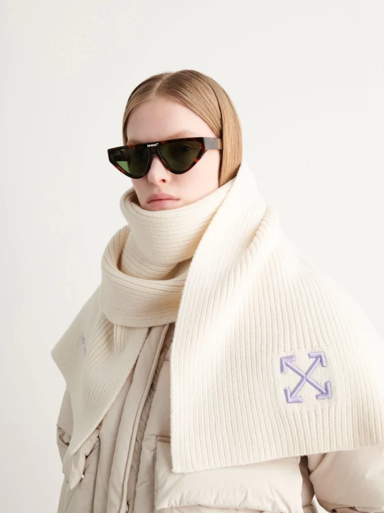 Off-White wool scarf