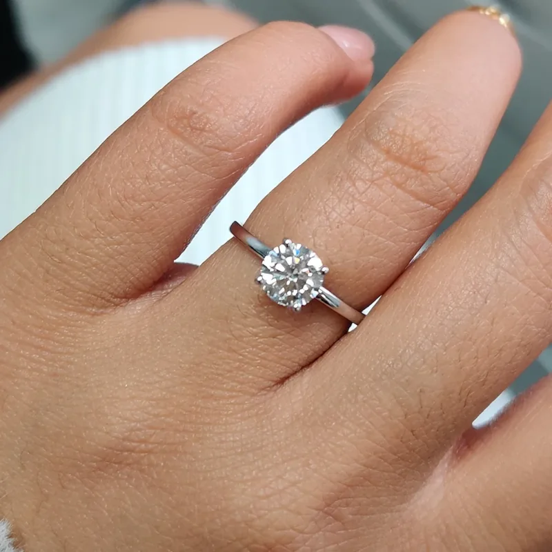 solitaire diamond ring
